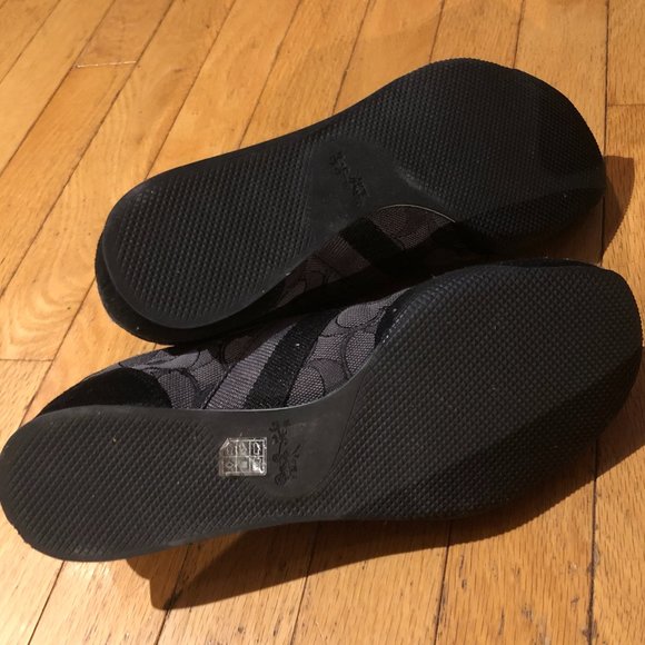 Brand New Coach "Kelson" Gray Black Signature Jacquard Suede Trim Sneakers - Picture 8 of 10